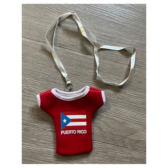 6 Puerto Rico Flag Keychain Necklaces - Picture 1 of 4